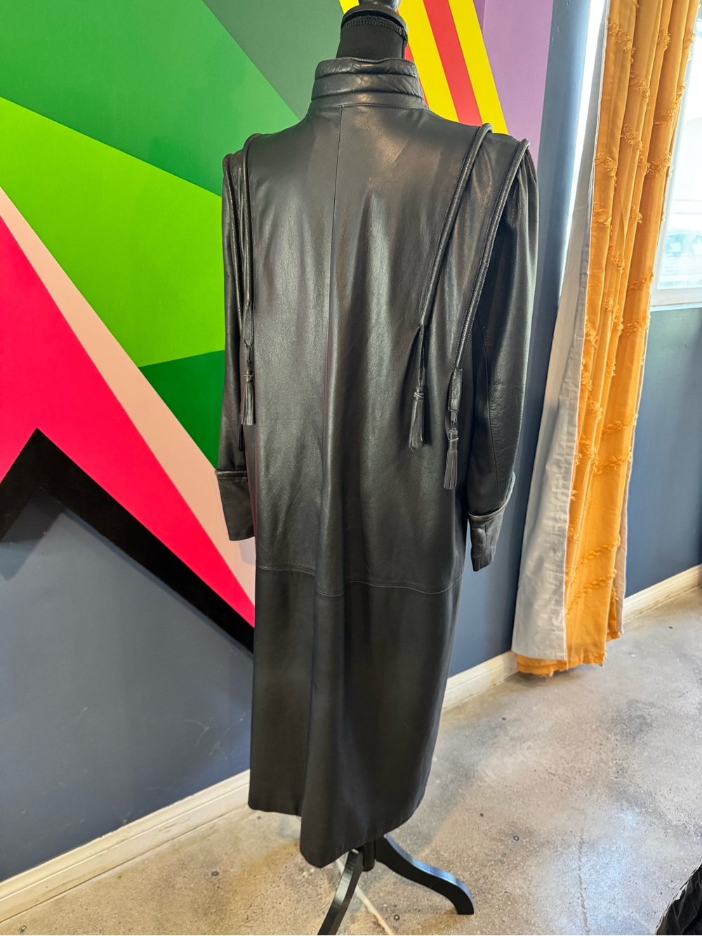 Vintage 1980s Avant-Garde Black Lambskin Leather Oversized Coat – Tassel Detail - Picture 2 of 7